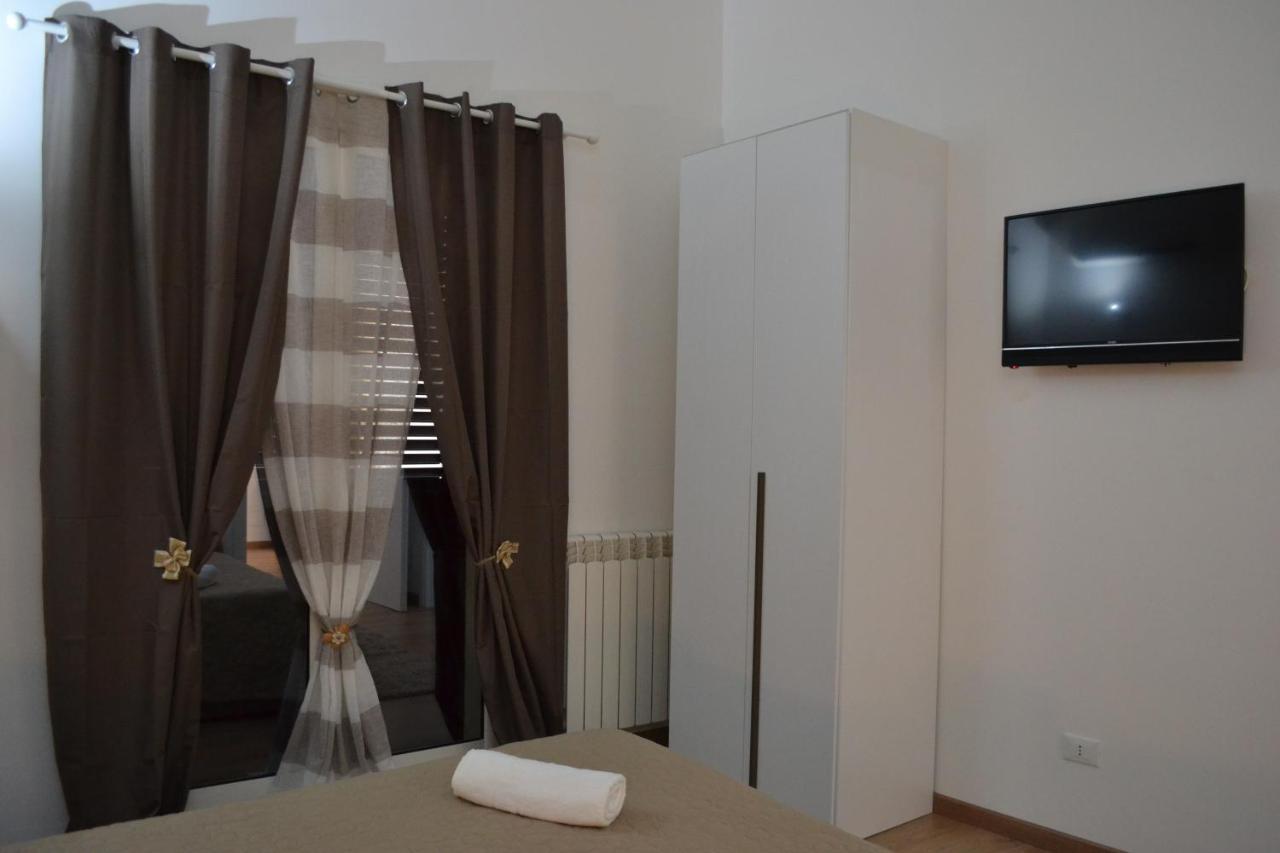 Dimora Castelli Hotel ปาแลร์โม ภายนอก รูปภาพ