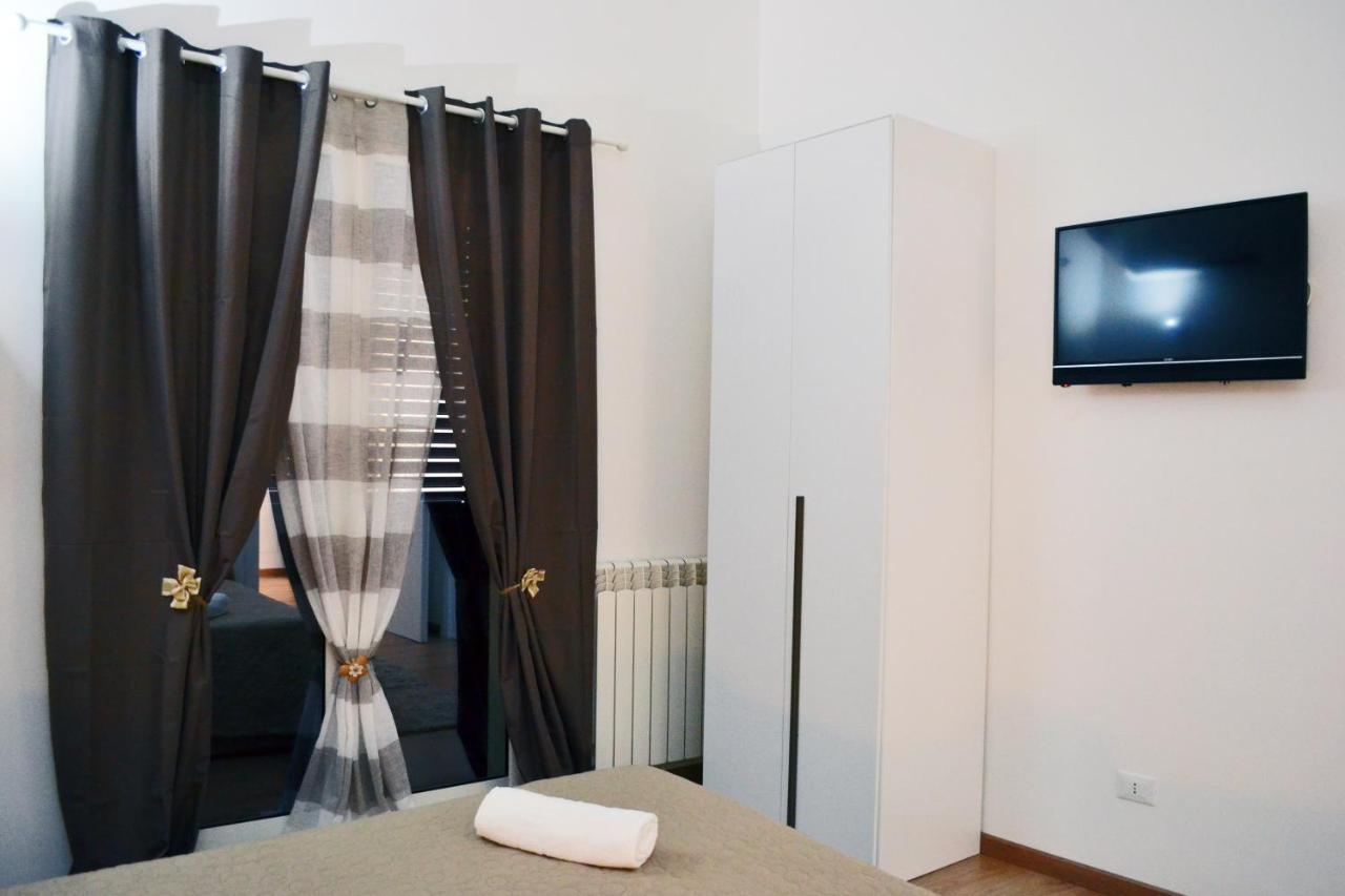 Dimora Castelli Hotel ปาแลร์โม ภายนอก รูปภาพ